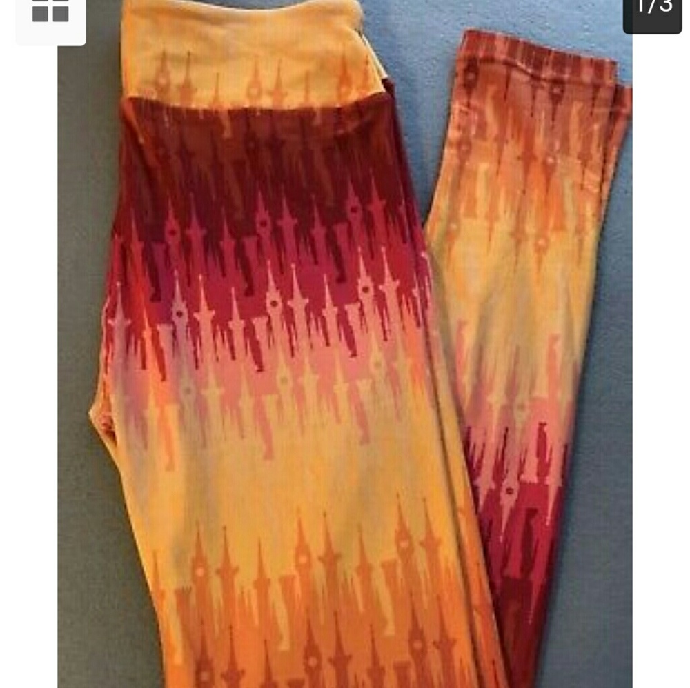 🎀UNICORN 🎀 LULAROE DISNEY OS OMBRE CASTL